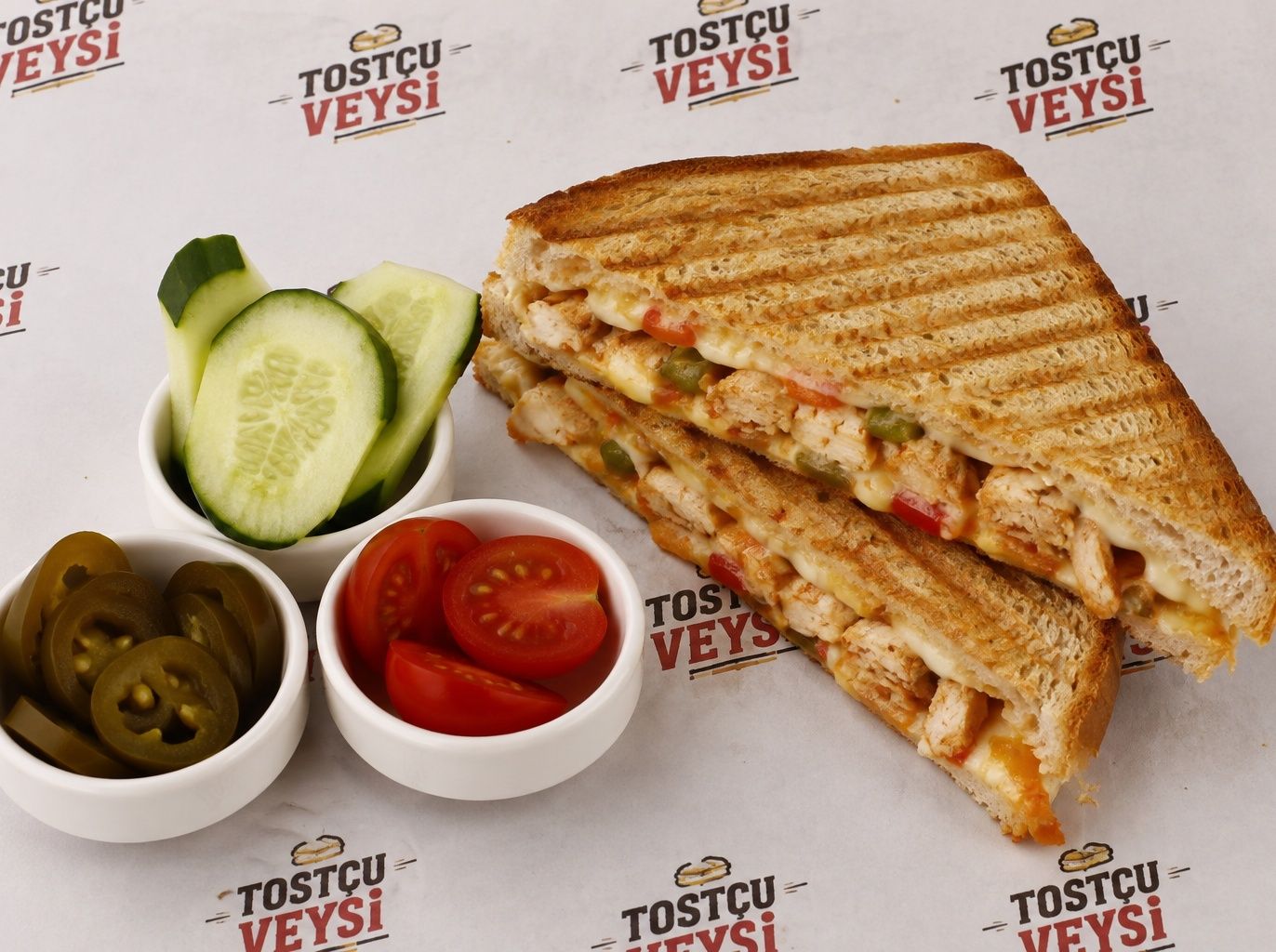 Tavuklu Tost Menü